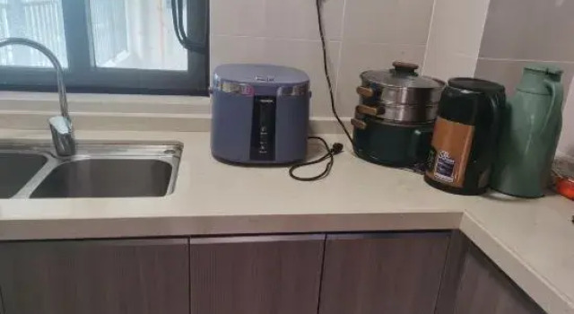 Семейный люкс Deluxe с 2 комнатами Yuhai Qiji Seaview Holiday Homestay (Beihai Branch)