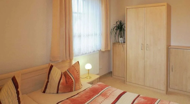 Modernes Apartment in Kuehlungsborn mit Garten, Забронировать Апартаменты/квартира Апартаменты Кюлунгсборн, рядом с Train Station Ostseebad Kühlungsborn West, Апартаменты/квартира