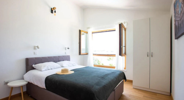 Beautiful Home in Turanj With 4 Bedrooms, Wifi and Outdoor Swimming Pool, Đặt Khách sạn Khách sạn ở Turanj có hồ bơi, Hồ bơi