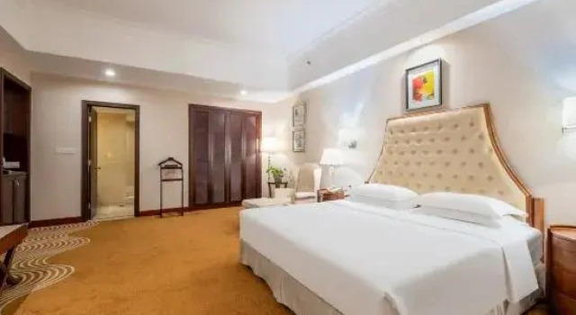 Люкс Deluxe Country Garden Phoenix Hotel Chaohu