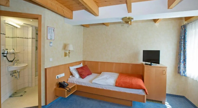 Hotel Post Jungingen, Забронировать Отель Юнгинген Swabian Alps