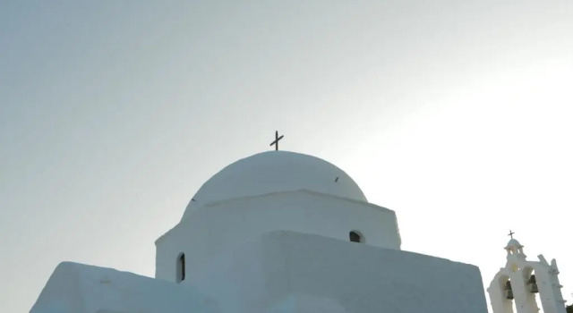 Paraporti, Prenota Hotel Chora Folegandros 