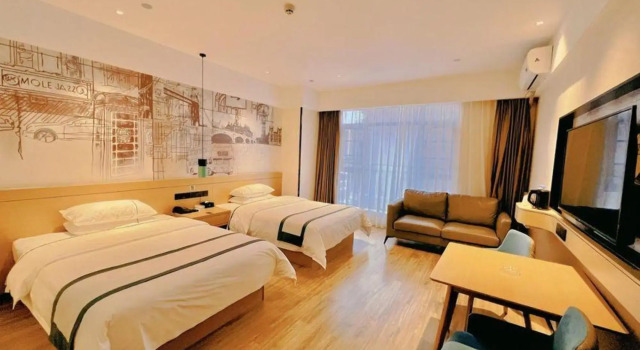 City Comfort Inn Hotel (Hechi Chengdong), Забронировать Отель Отели Хэчи с парковкой, Парковка