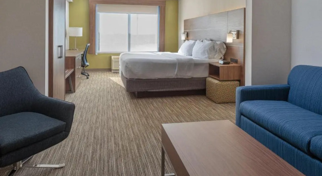 Люкс Holiday Inn Express & Suites - Belleville by IHG