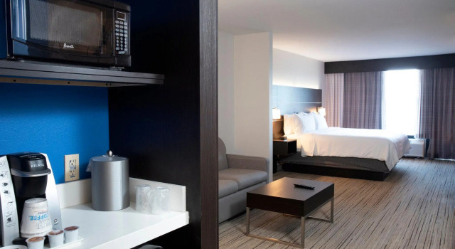 Четырёхместный люкс Holiday Inn Express Hotel & Suites Chester by IHG