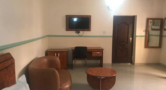 Agete Hotel, Book Hotel Hotels in Bwari with a Pool, Swimming Pool