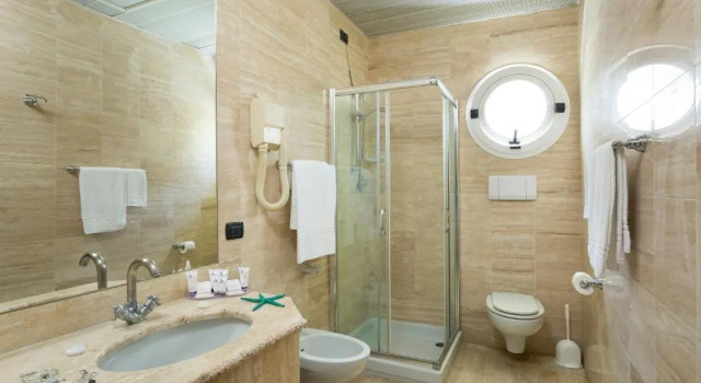 Номер Standard Astoria Suite Hotel