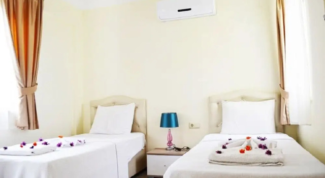 BO003 Bodrum by Villaofsummer, Rezerwuj Hotel Hotele w Milas z parkingiem, Parking