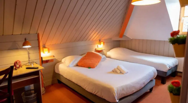 Семейный номер Standard Logis - Hotel & Restaurant La Corne d Abondance