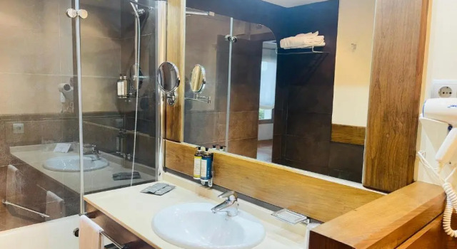 Семейный номер Standard Hosteria de Torazo Nature Hotel & Spa