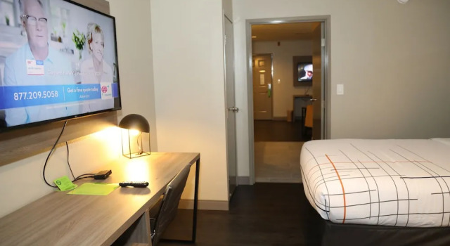 Четырёхместный люкс La Quinta Inn & Suites by Wyndham Montgomery