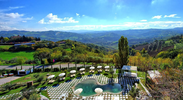 Villa Ambasciata Azzurra, Book Villa Villaer i Montefiore Conca, Villa