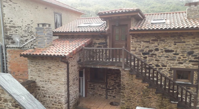 Apartamentos Rurales Casa Carmen, Prenota Appartamento Hotel a Asturie con parcheggio, Parcheggio
