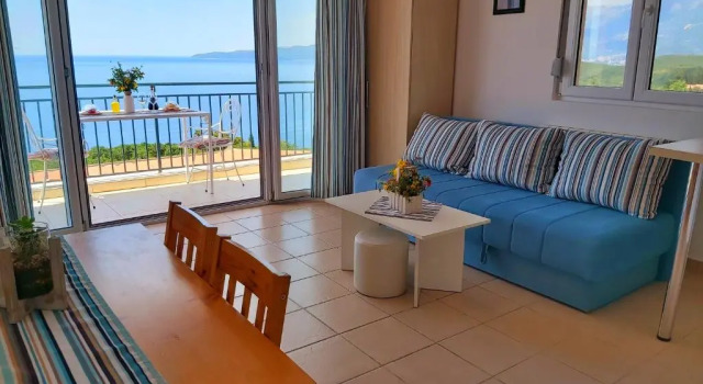 Апартаменты c 1 комнатой с видом на море Blue Mediterranean Apartments