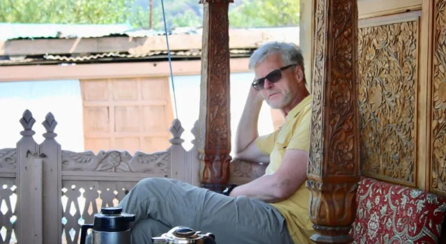 Houseboat Young Manhattan, Забронировать Отель Сринагар Jammu & Kashmir Ski