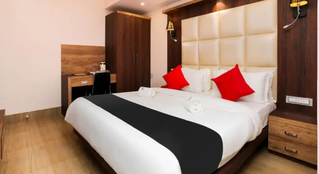 Hotel Sai Regency by OYO Rooms, Book Hotel Sakchi 
