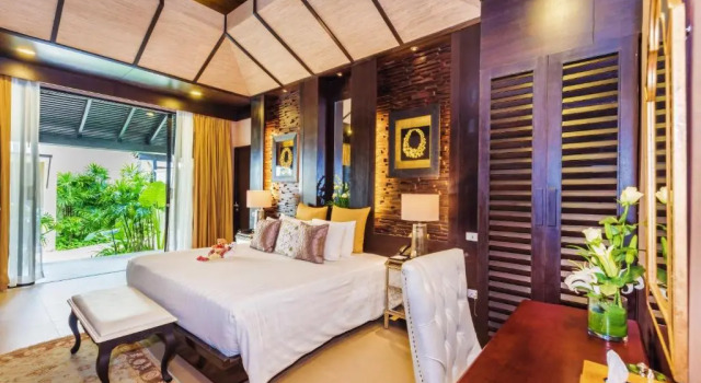 Люкс Impiana Impiana Beachfront Resort Patong, Phuket