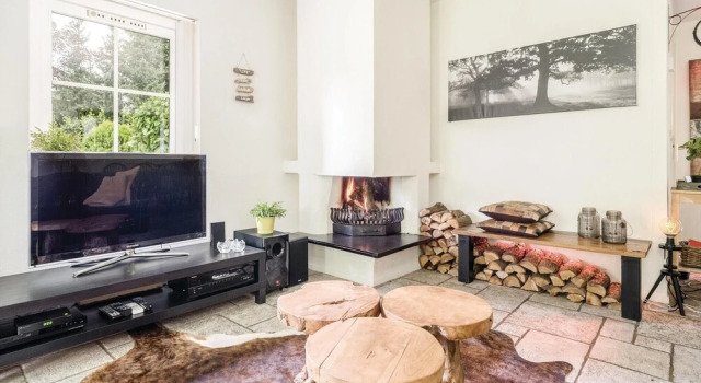 Awesome Home in Lunteren With 4 Bedrooms, Wifi and Sauna, Rezerwuj Hotel Ede Veluwe