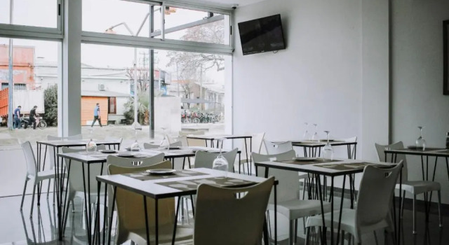 Hotel Imperial, Забронировать Отель Мело Cerro Largo