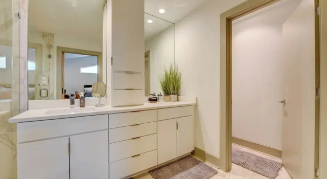 Modern Home With Yard 3 Mi to Uptown Charlotte!