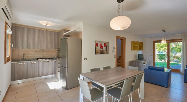 Harmony House 1, Book Hotel Hoteller i Friuli Venezia Giulia med parkering, Parkering