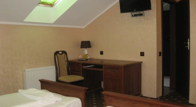 Shato Paradis Hotel, Book Hotel Hoteller i Irpin med parkering, Parkering