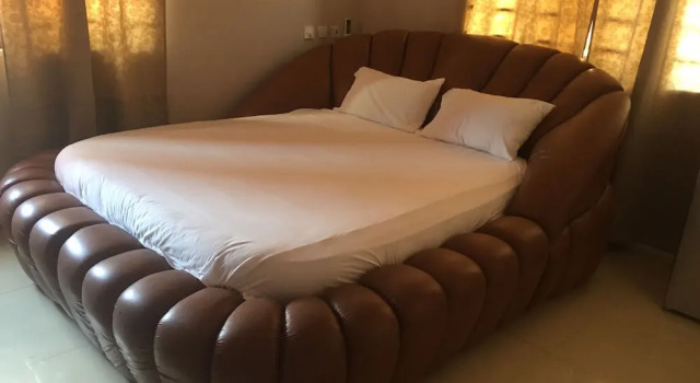 Rasta Tee's Place, Rezervovat Hotel Levné hotely v Tema