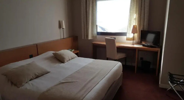 Двухместный номер Standard Hotel De Loire et Restaurant Les Bateliers