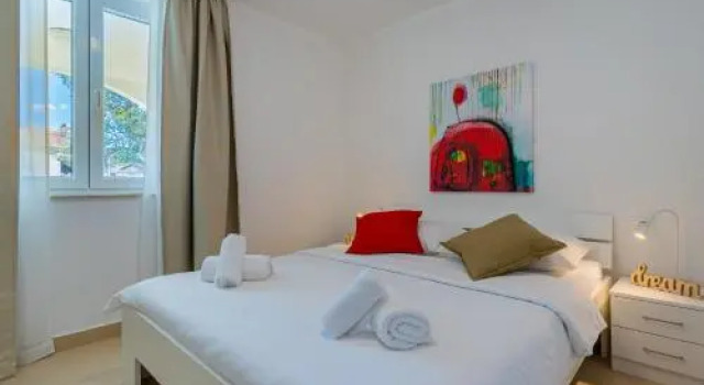 Apartments Lopari, Prenota Appartamento Hotel a Isole Quarnerine con parcheggio, Parcheggio