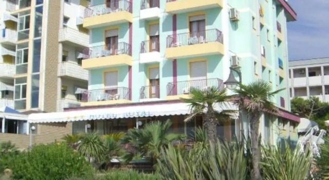 Hotel Royal Garnì