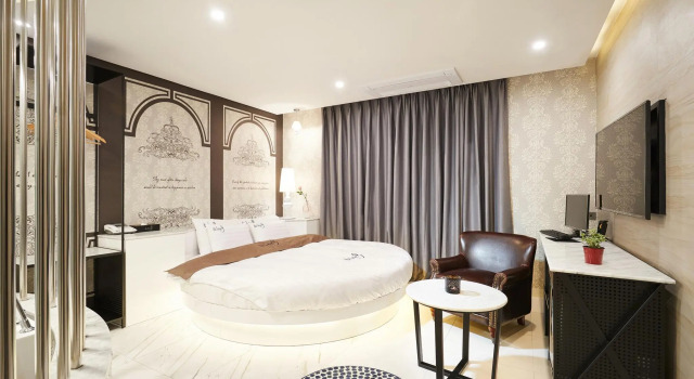 Люкс с балконом Hotel Boutique 9 Neungdong