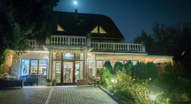 Le Rose Hotel