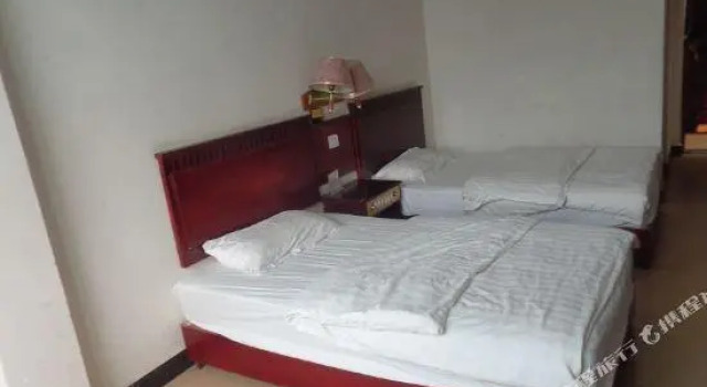 Tianyue Business Hotel