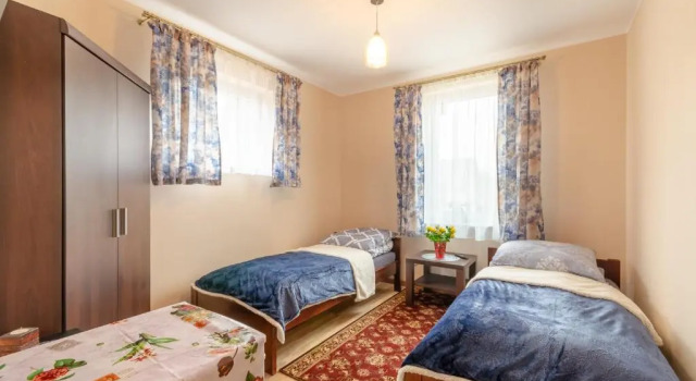 Morelowa Przystan, Varaa Hotelli Otomin Pommeri