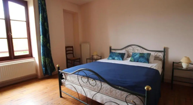 Gîte Cugand, 5 pièces, 8 personnes - FR-1-426-137, Забронировать Отель Кюган 