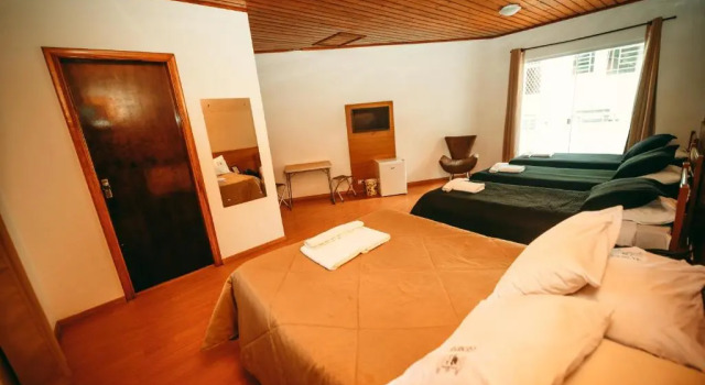 Семейный номер Standard Hotel Geneve - 2km do Capivari