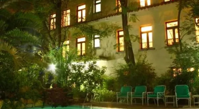 Doppel Suite Hotel Aranjuez Cochabamba