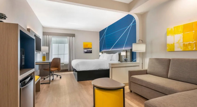 Двухместный люкс Comfort Inn & Suites Saint Louis Lafayette Square