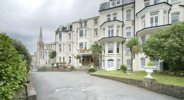 The Dilkhusa Grand Hotel By Compass Hospitality, Book Hotel Hoteller i Ilfracombe med parkering, nær Verity Statue, Parkering