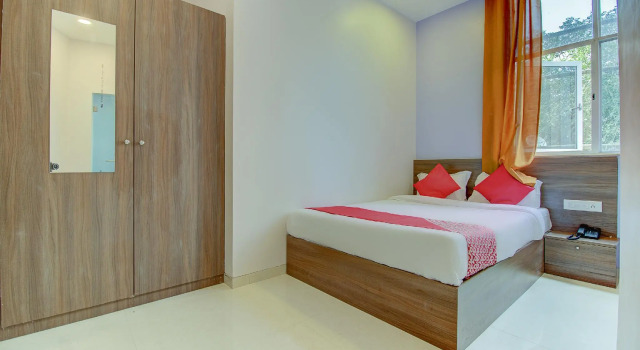 OYO 75402 Hotel Rk Grace