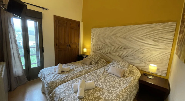 El Bulín de Madarcos, Varaa Lomakoti Hotellit Madridin maakunta pysäköinnillä, Pysäköinti