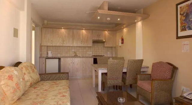 Апартаменты c 1 комнатой с балконом Senator Hotel Apartments
