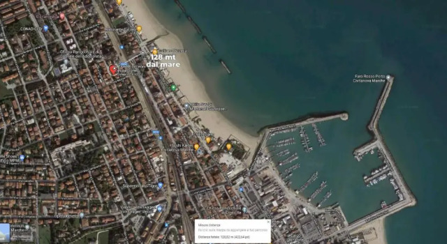 Апартаменты c 1 комнатой Colleoni 19 Parigi, Appartamento al mare 42 mq con corte e parcheggio moto privato