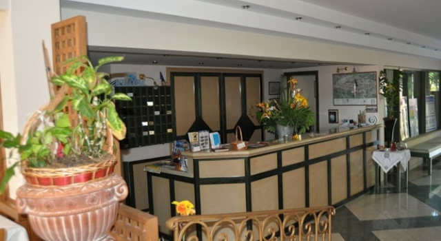 Bella Casita Family Apartments
