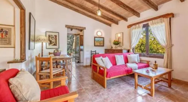 La salve d´en Jordi, Book Hotel Pollença Majorca