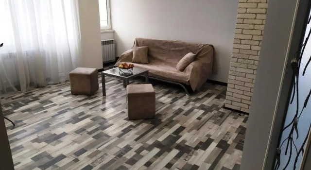 Huoneisto NEW - Charming Studio Penthouse