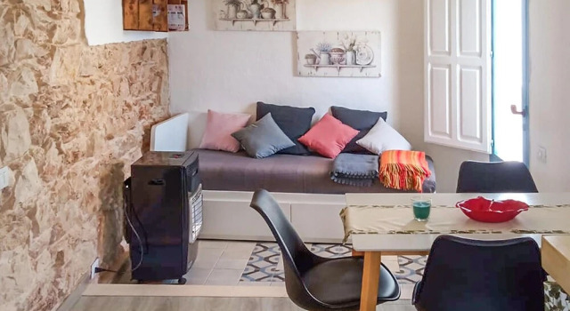 Stunning Home in Cava D'aliga With 1 Bedrooms, Wifi and Outdoor Swimming Pool, Book Hotel Hotels in Sicily with a Pool, Swimming Pool