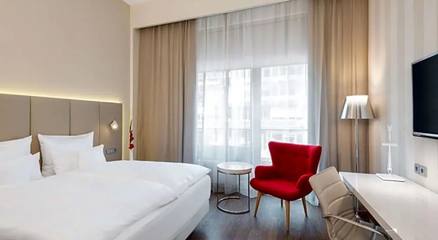 Номер Superior NH Collection Berlin Mitte Friedrichstrasse