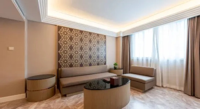 Люкс Deluxe Pearl Hotel