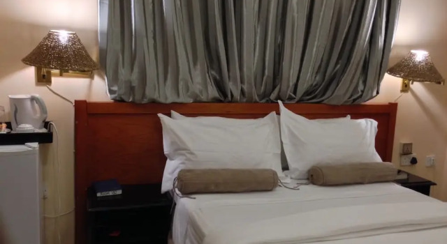 Standard Doppel Zimmer Planet Lodge 2